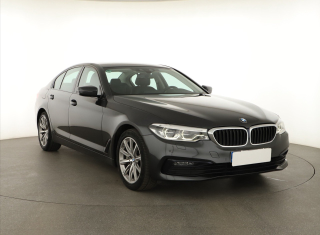 BMW 5 2019