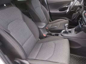 Hyundai i30 - 2023