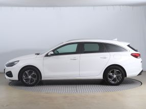 Hyundai i30 - 2023