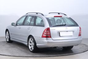 Mercedes-Benz C - 2006
