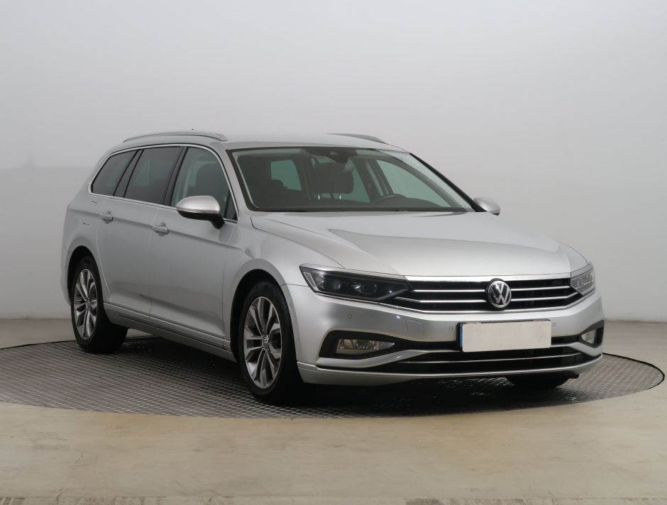 Volkswagen Passat - 2020