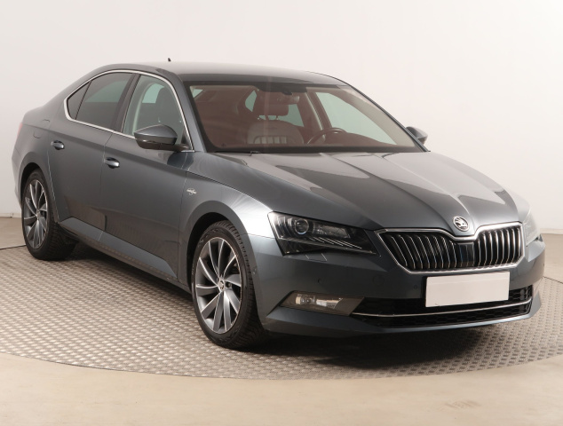 Škoda Superb 2019