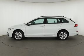 Volkswagen Golf - 2021