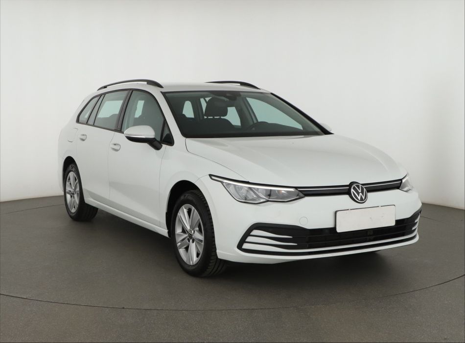 Volkswagen Golf - 2021