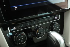 Volkswagen Passat - 2020