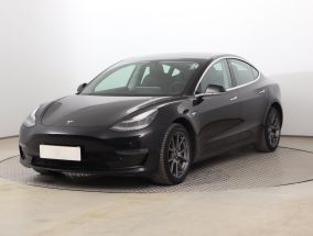 Tesla Model 3 - 2020