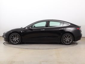 Tesla Model 3 - 2020