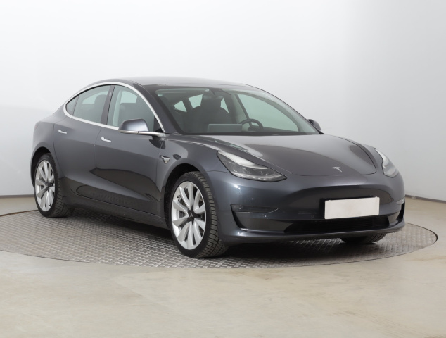 Tesla Model 3 2019