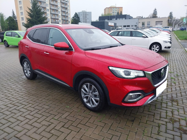 MG HS 2023