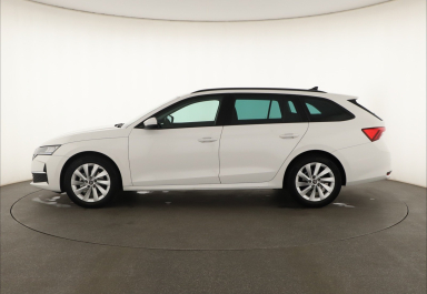 Škoda Octavia - 2025