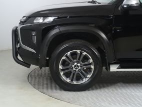 Mitsubishi L200 - 2021