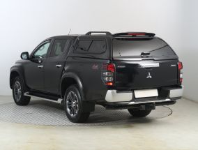 Mitsubishi L200 - 2021
