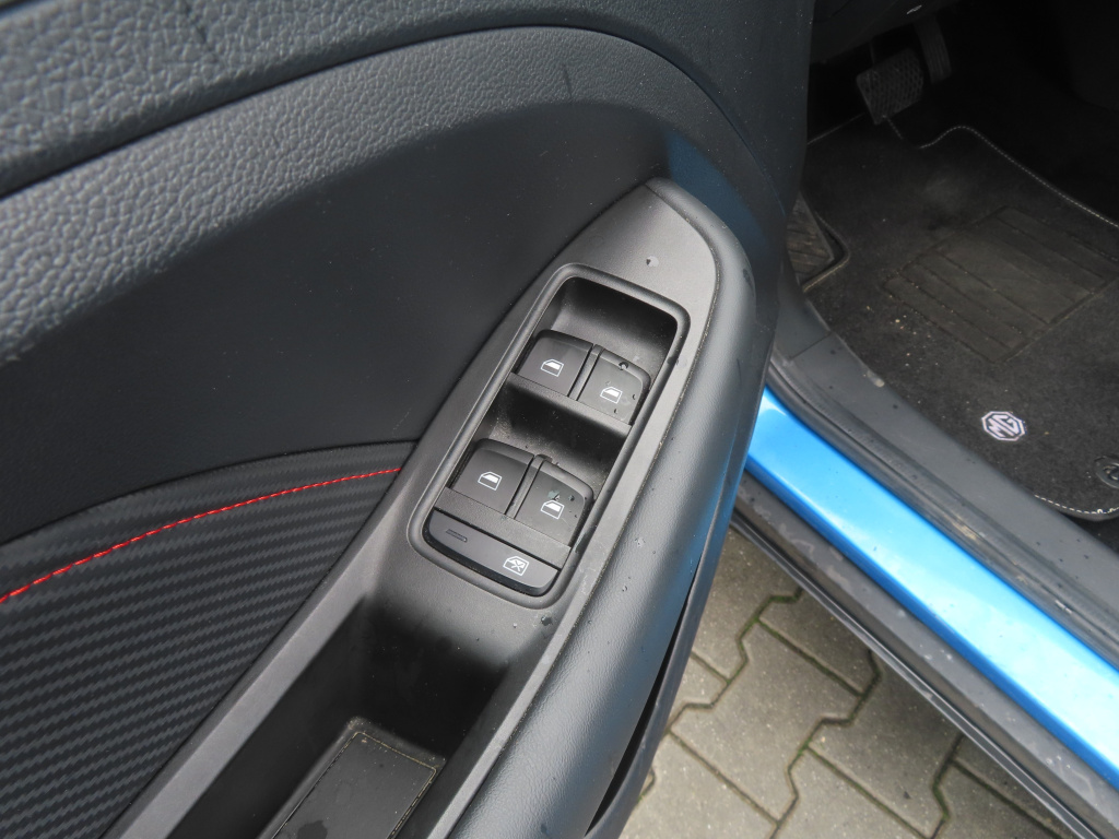 MG ZS SUV