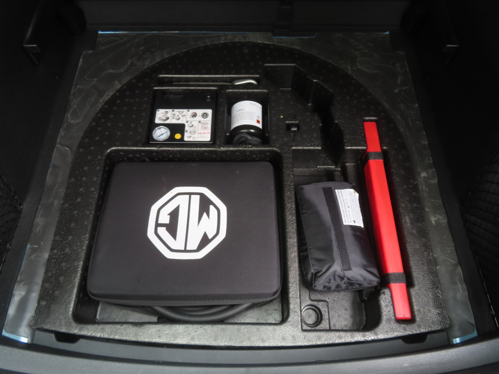 MG ZS SUV