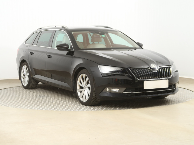 Škoda Superb 2016