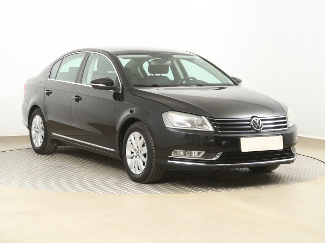 Volkswagen Passat 2011