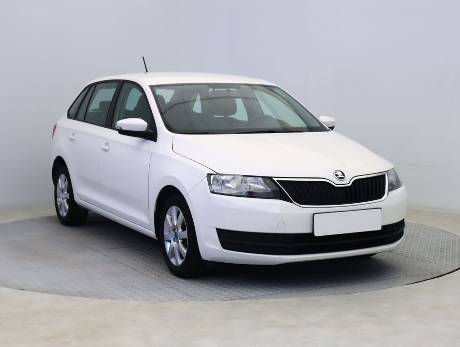 Skoda Rapid Spaceback - 2016