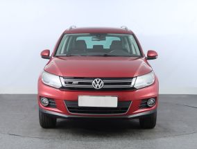 Volkswagen Tiguan - 2011