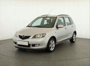 Mazda 2 - 2004