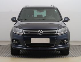 Volkswagen Tiguan - 2015