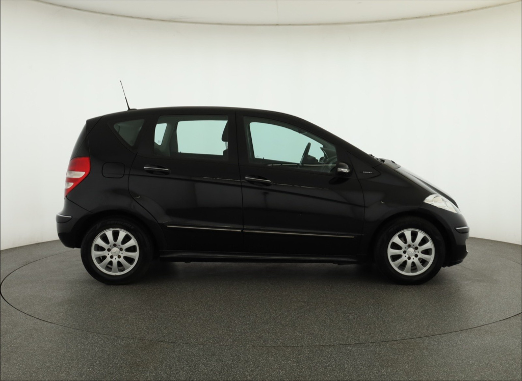Mercedes-Benz A