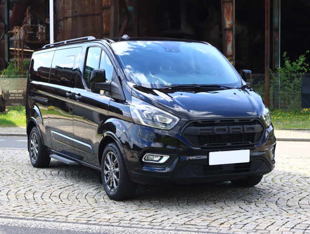 Ford Tourneo Custom 2022