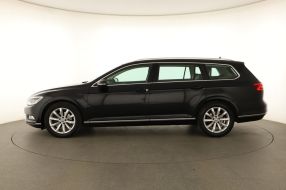 Volkswagen Passat - 2015