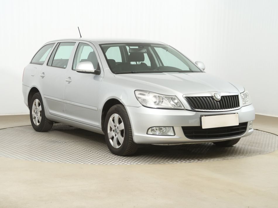 Skoda Octavia - 2011