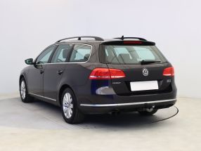 Volkswagen Passat - 2011
