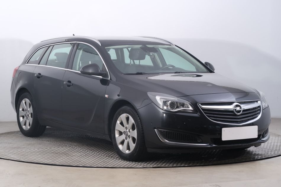 Opel Insignia - 2015