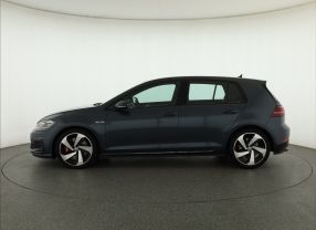 Volkswagen Golf - 2017