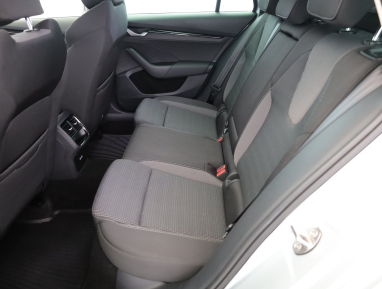 Škoda Octavia - 2025