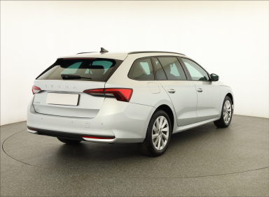 Škoda Octavia - 2025