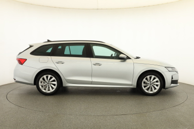 Škoda Octavia - 2025
