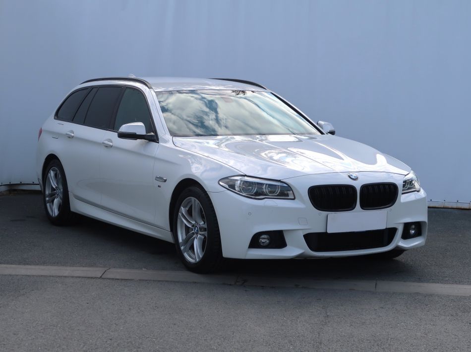 BMW 5 - 2015