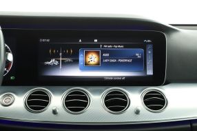 Mercedes-Benz E - 2019