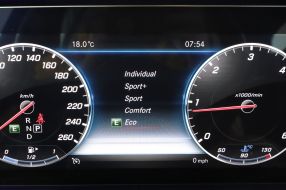 Mercedes-Benz E - 2019