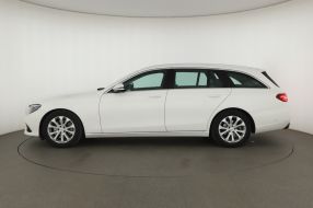 Mercedes-Benz E - 2019