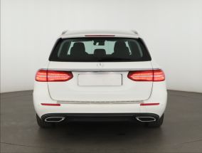 Mercedes-Benz E - 2019