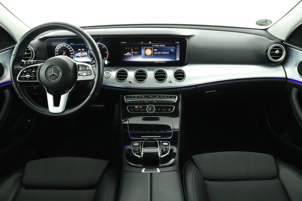 Mercedes-Benz E