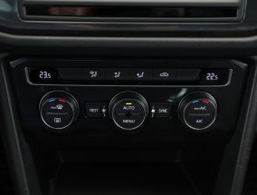 Volkswagen Tiguan - 2016
