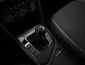 Volkswagen Tiguan - 2016