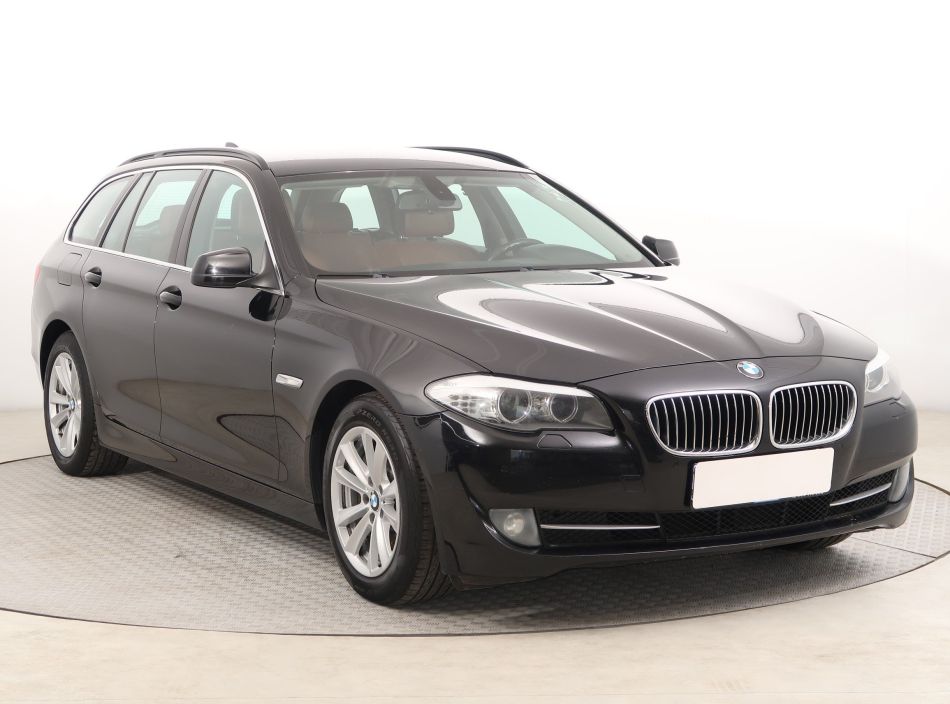 BMW 5 - 2012