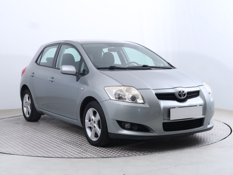 Toyota Auris - 2009