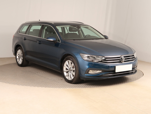 Volkswagen Passat 2021