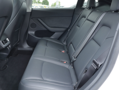 Tesla Model Y - 2021