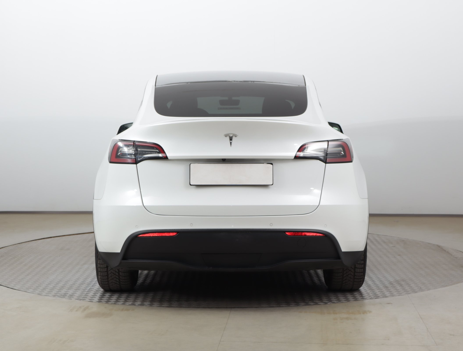 Tesla Model Y - 2021