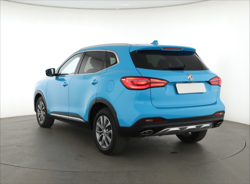 MG HS