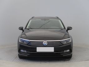 Volkswagen Passat - 2015
