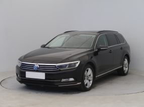 Volkswagen Passat - 2015